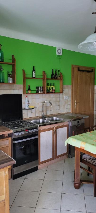 Stylowy Apartament Na Ptasiej Gorze เยเลเนียกูรา ภายนอก รูปภาพ